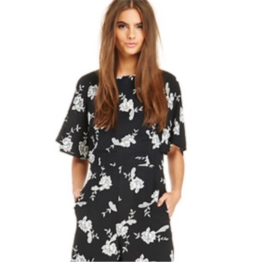Line & Dot Floral Rose Wide Leg Jumpsuit Open Back Medium